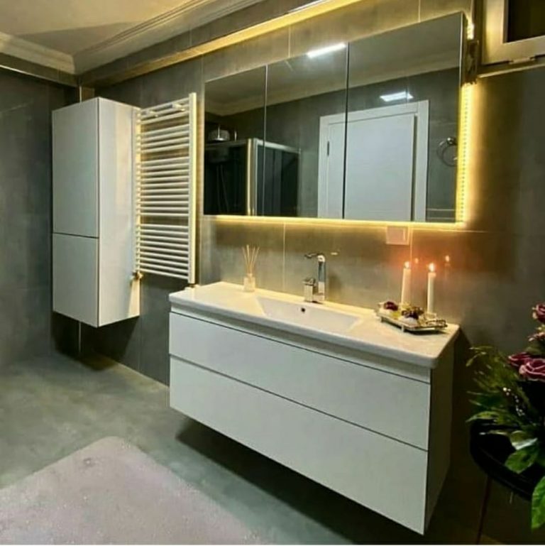 banyo dolabı